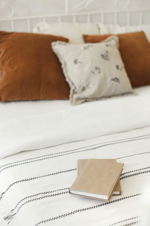 Protégez votre sommeil avec des housses de traversin anti-acarien